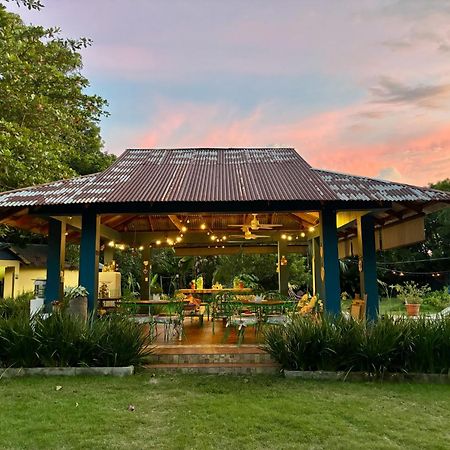 Campito Loving Bed & Breakfast Higuey Exterior photo